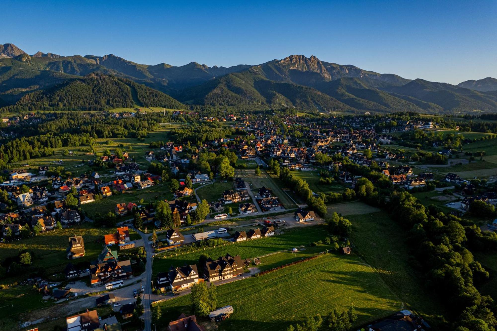 Grand Podhale Resort&spa - Jacuzzi - Sauna Finska I Laznia Parowa - Widok Na Tatry Гостьовий будинок